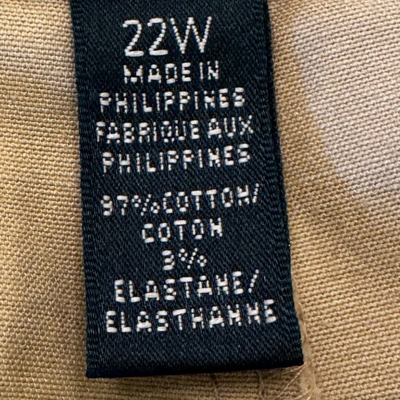 Like new LAUREN Ralph Lauren Tan Flat Front Chino Shorts Size 22W - Picture 4 of 8